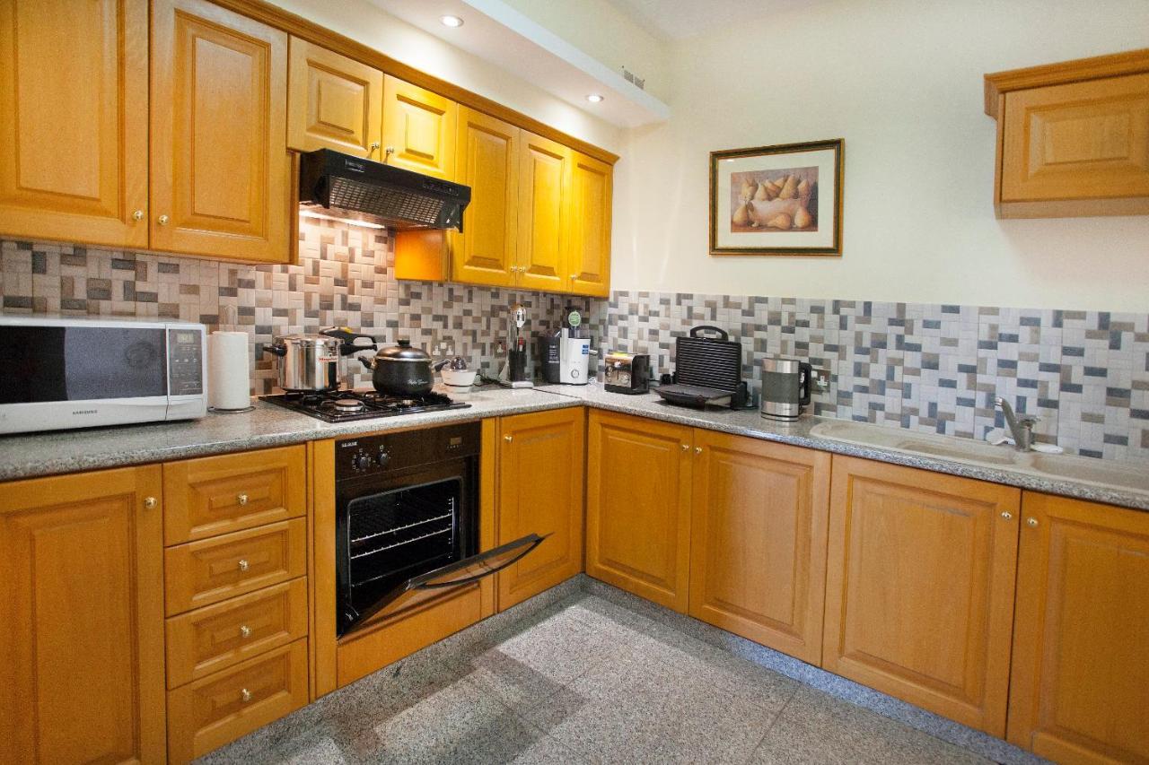 Limassol Hestia Boutique Apartment Екстериор снимка