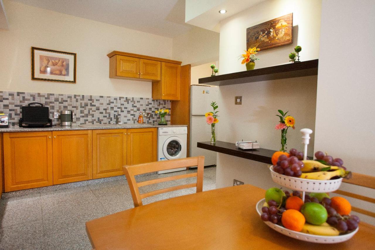 Limassol Hestia Boutique Apartment Екстериор снимка